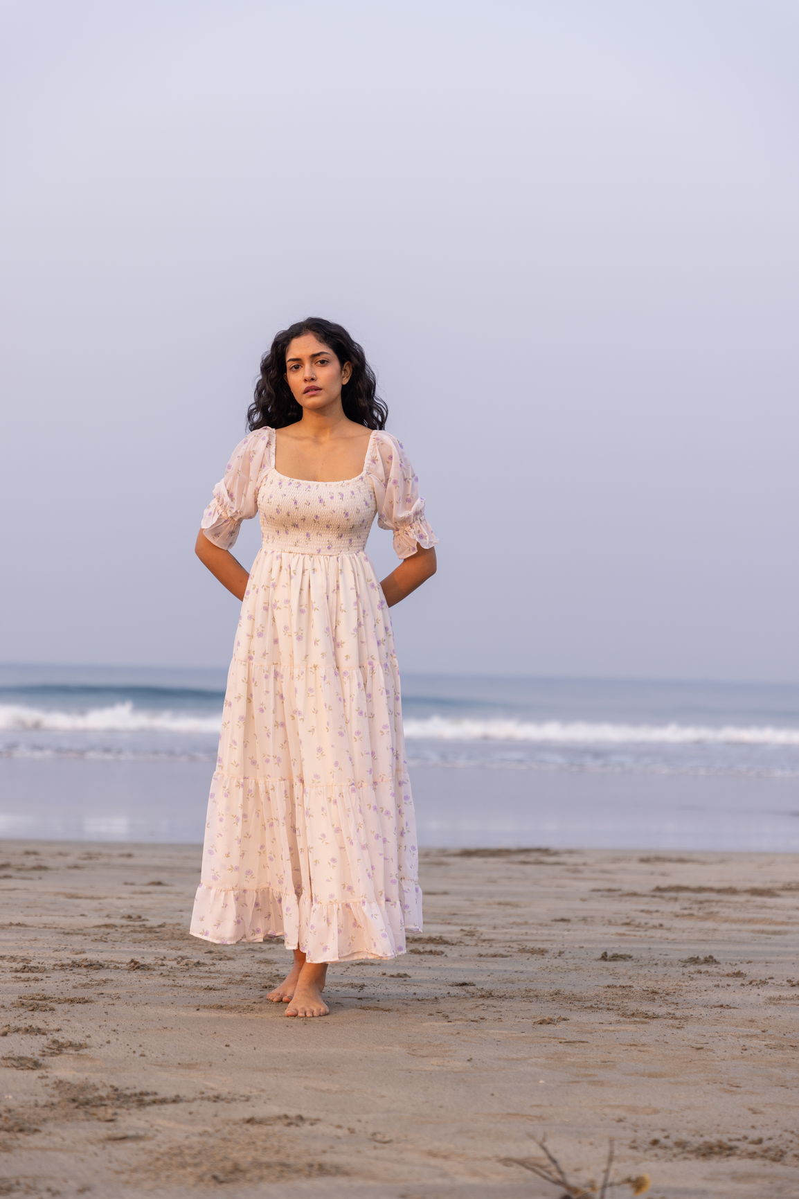 Reana Premium Minimal Maxi Dress