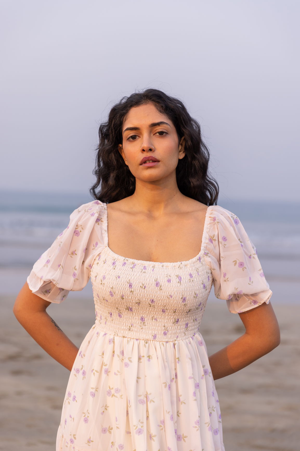 Reana Premium Minimal Maxi Dress