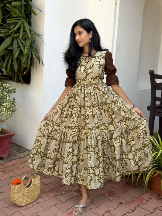 Infi Peacock Floral Printed Dress